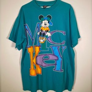 Vintage Disney Mickey Mouse graphic T-shirt